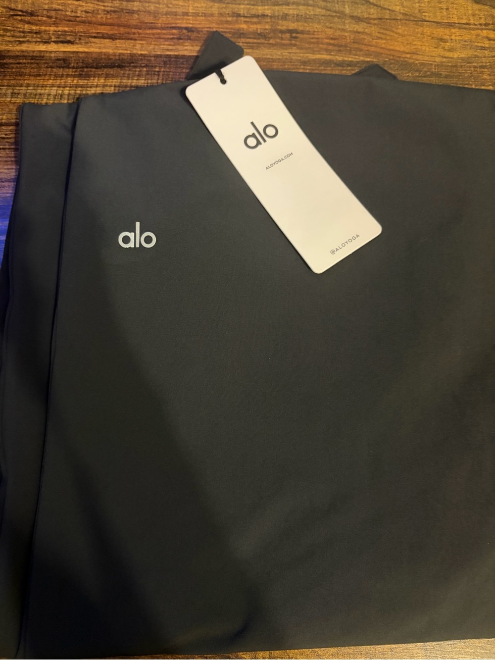 ALO Yoga Black Women's Trousers - Picture 4 of 9